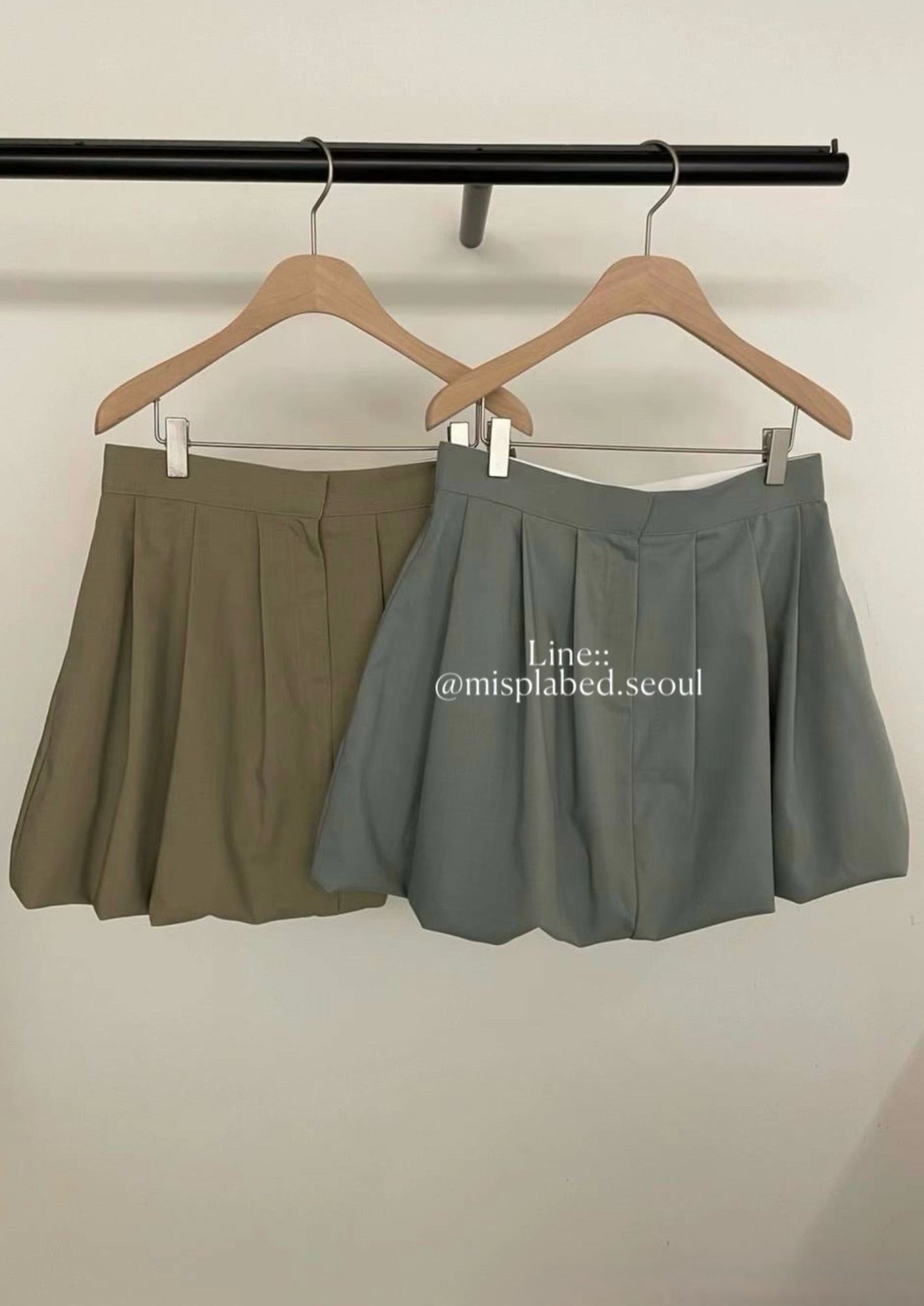 Cassy balloon mini skirt