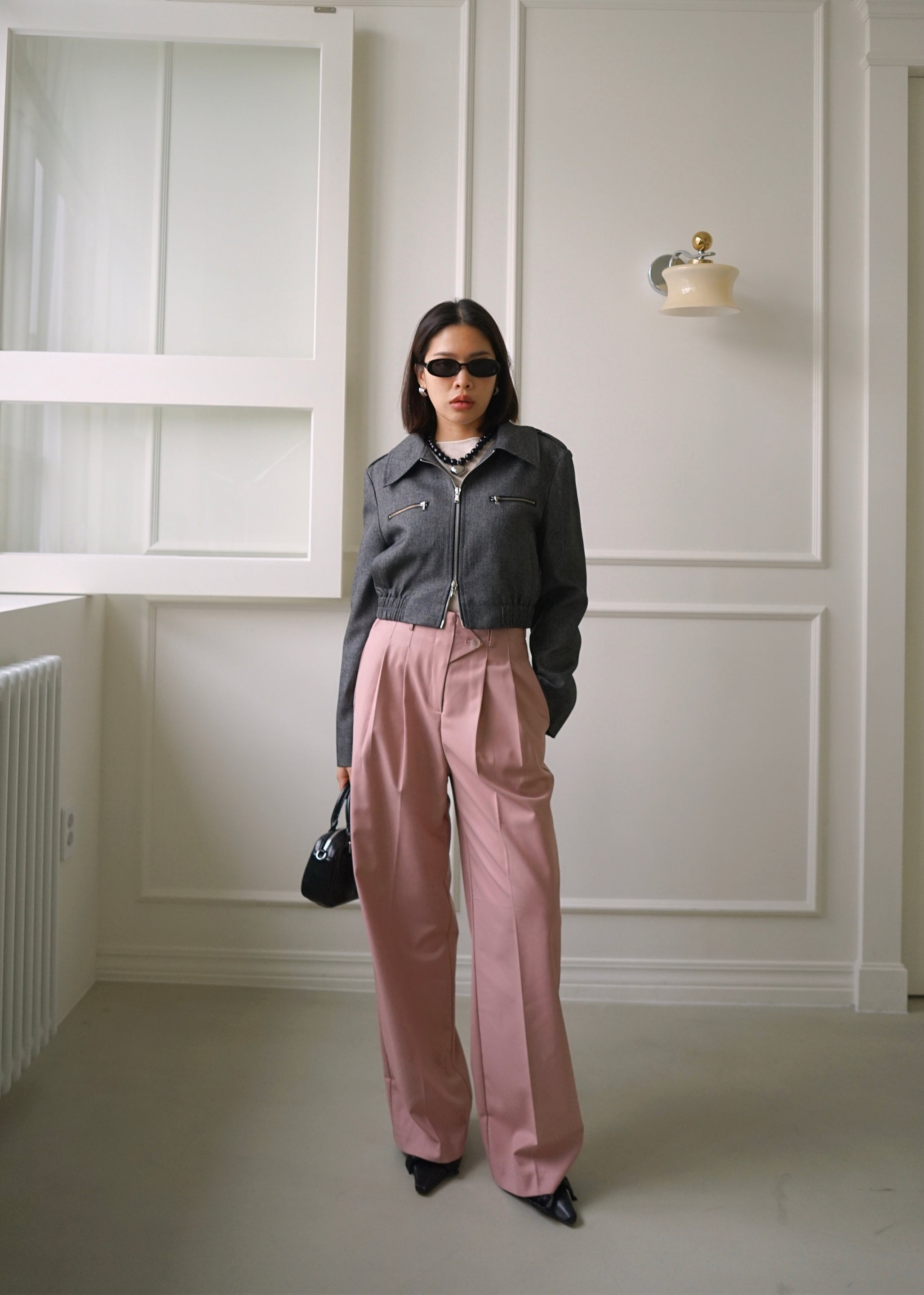 highrise pleated slim trousers