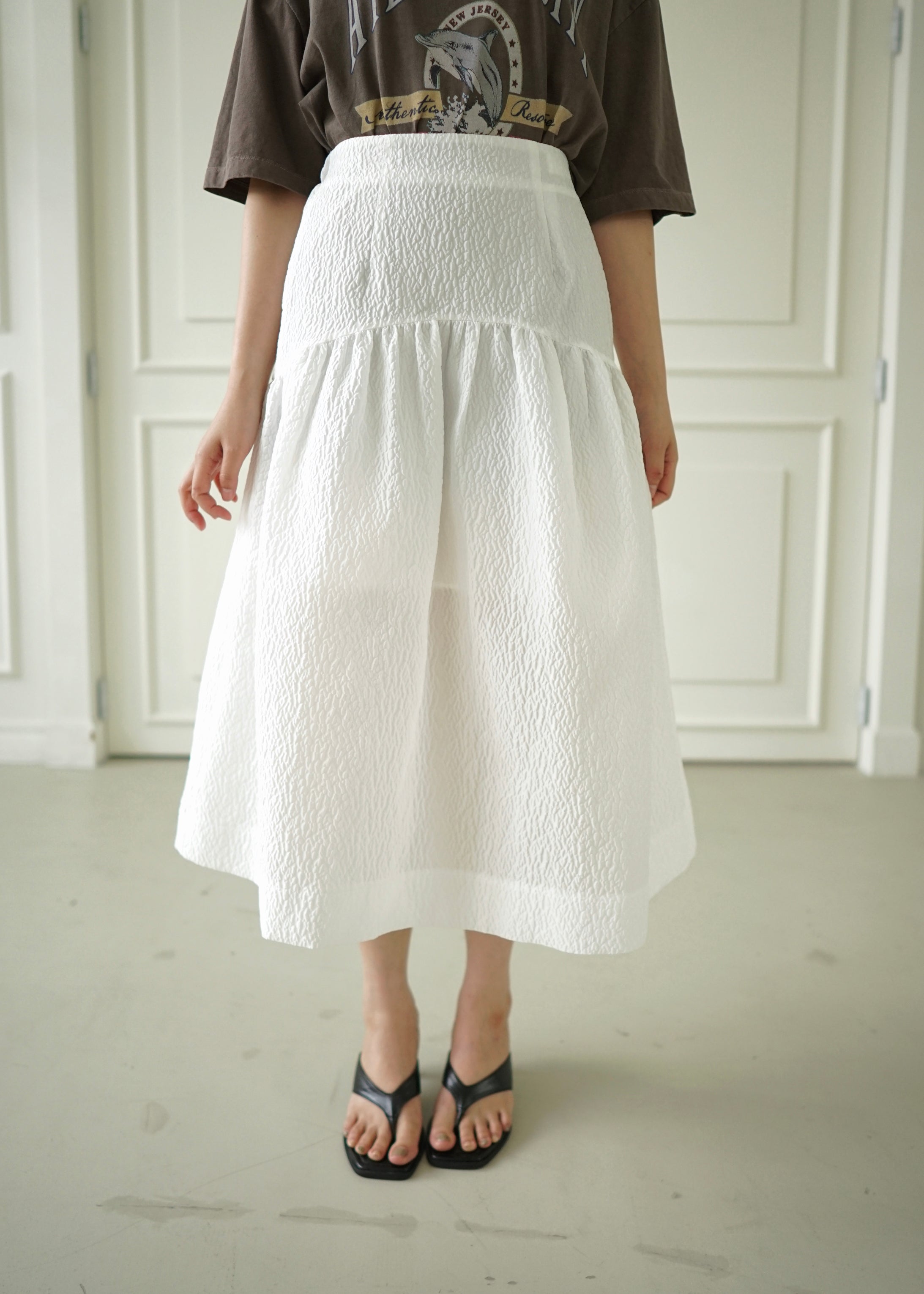 texture unbalance long skirt