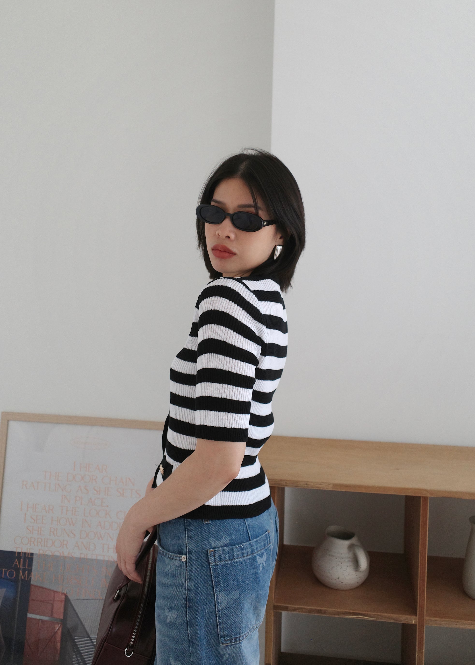 contrast stripe v neck slim blouse