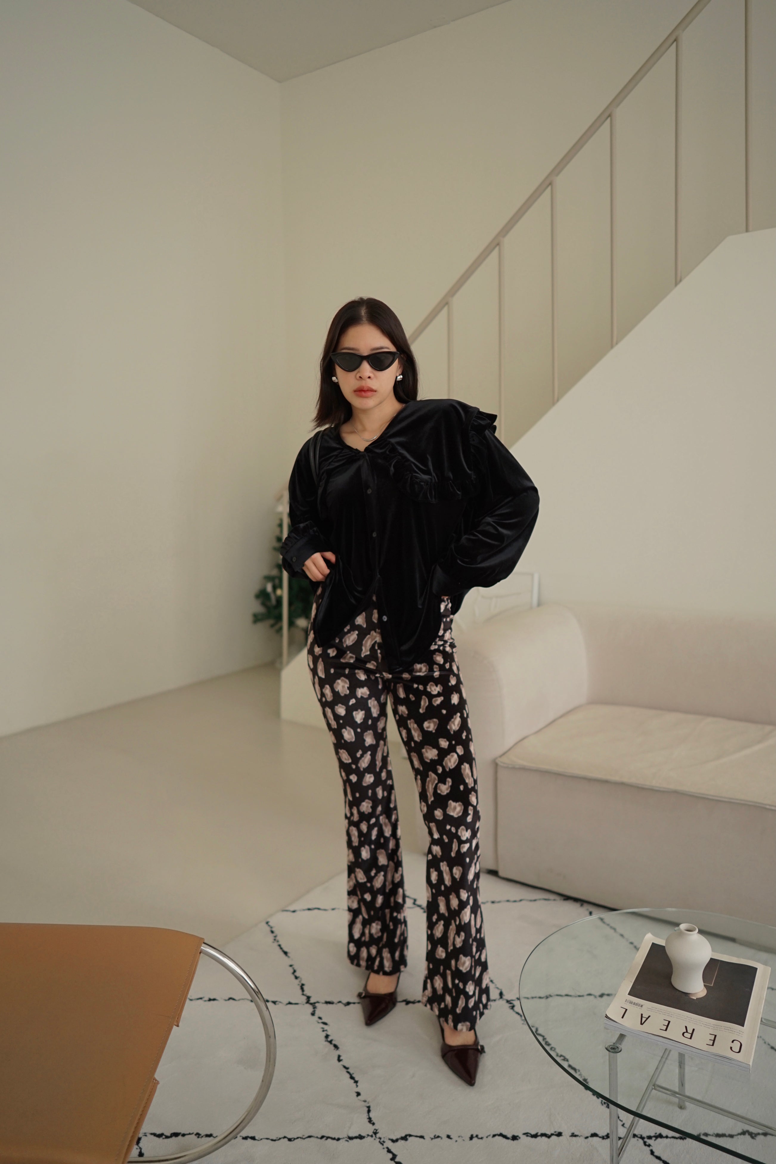 Leopard velvet flared pants