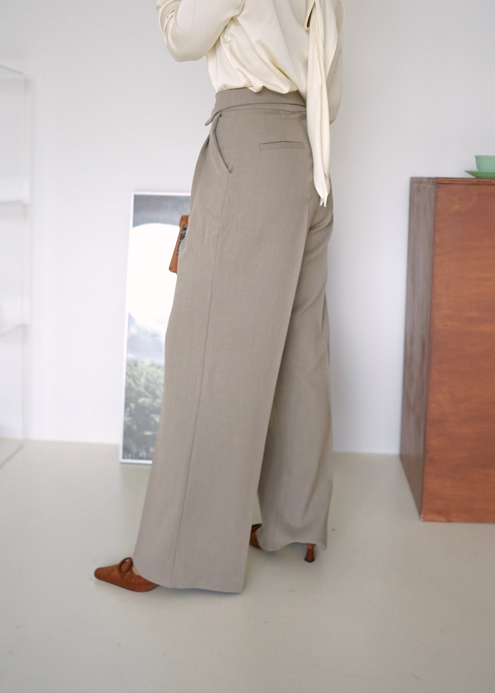 fold-over highrise trousers