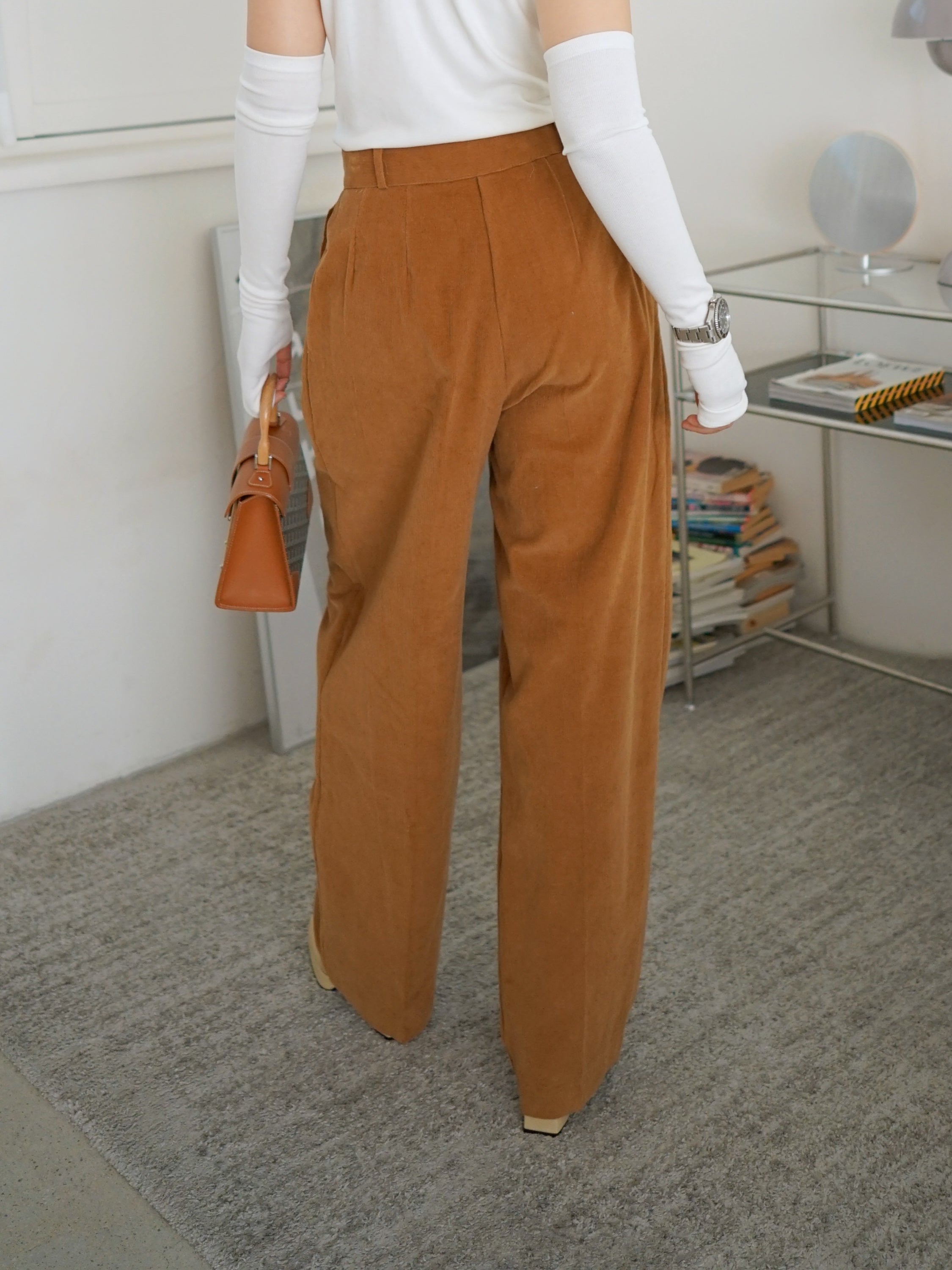 corduroy mid-waist pleated trousers (S)