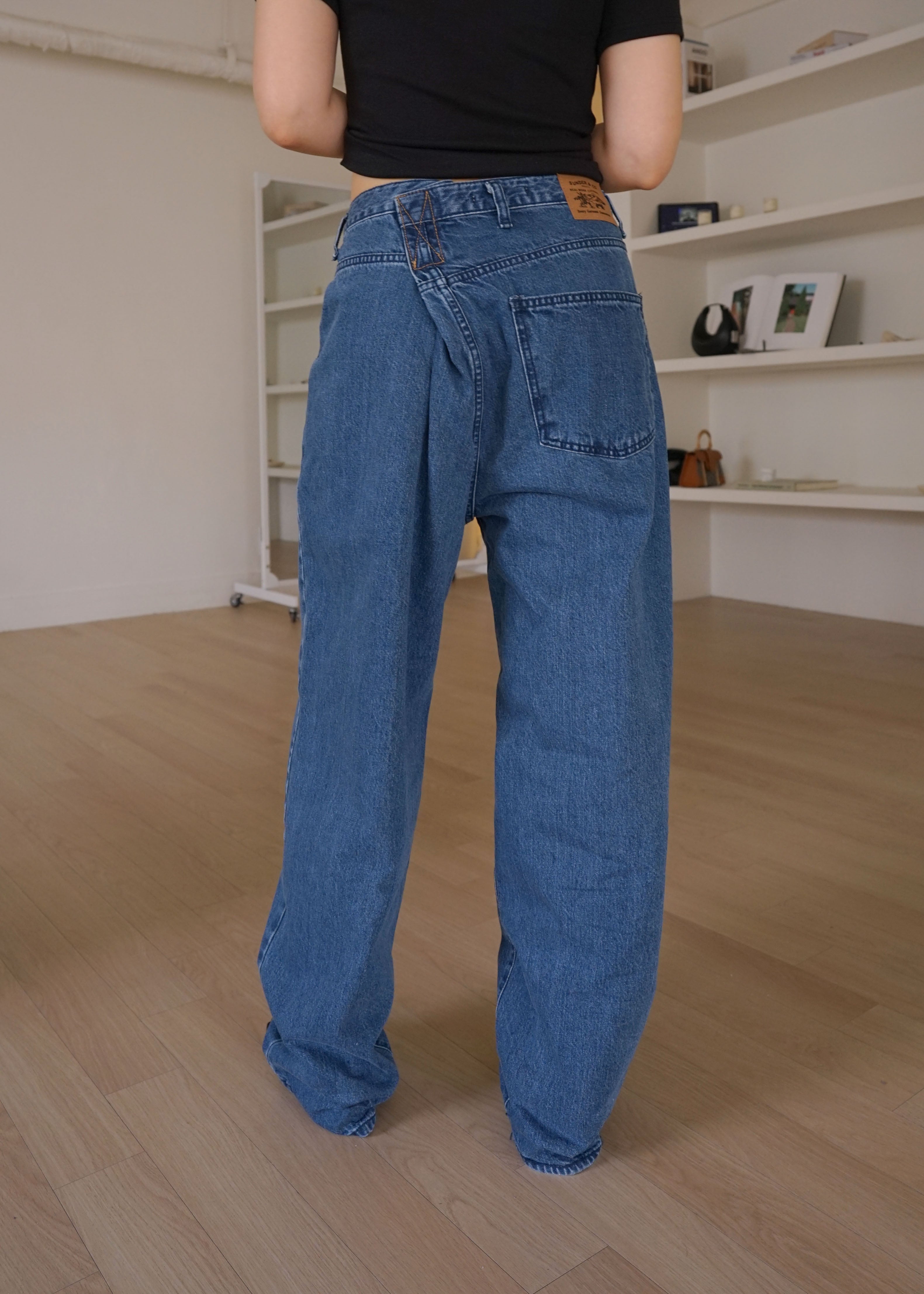 baggy jeans