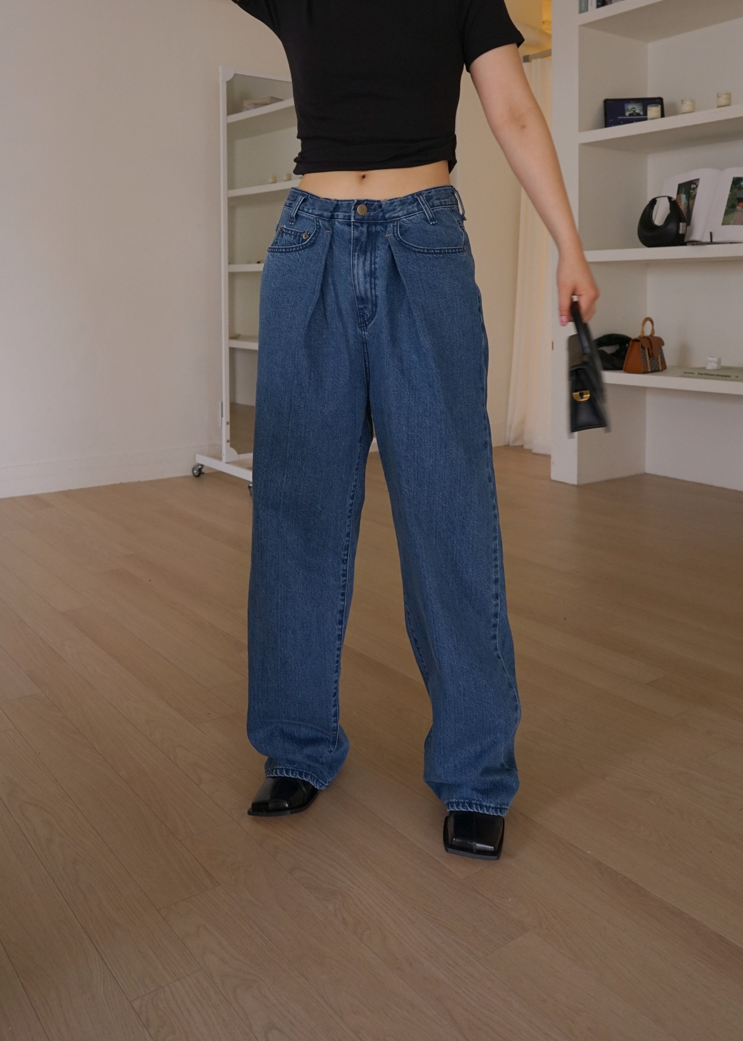 baggy jeans